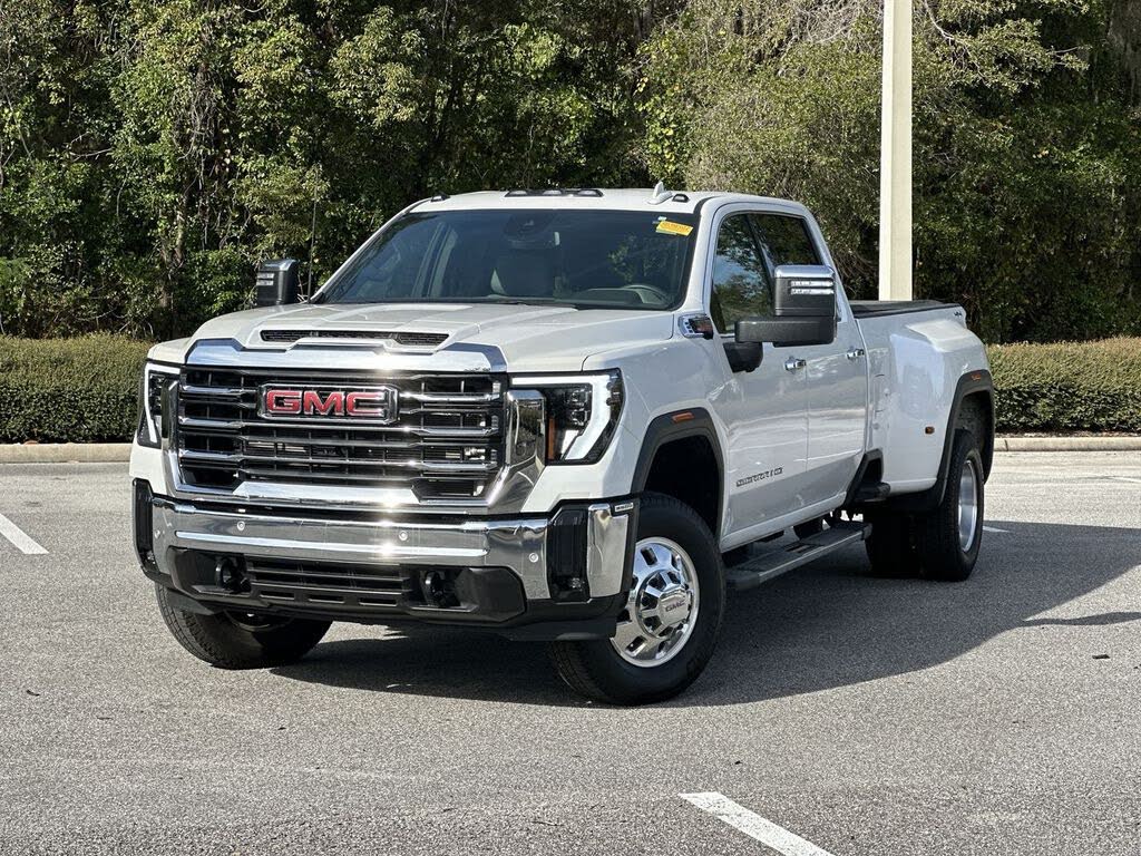 2024 GMC Sierra 3500HD SLT Crew Cab 4WD