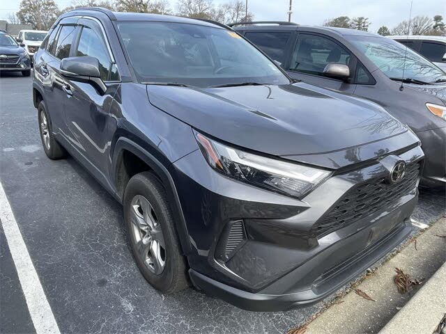 2024 Toyota RAV4 XLE FWD