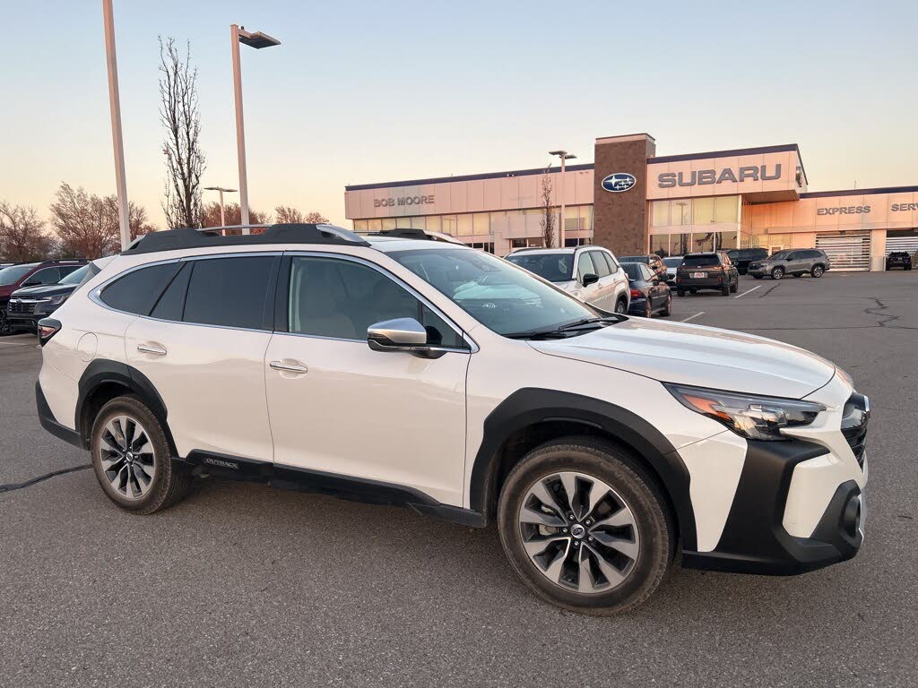 2025 Subaru Outback Touring AWD