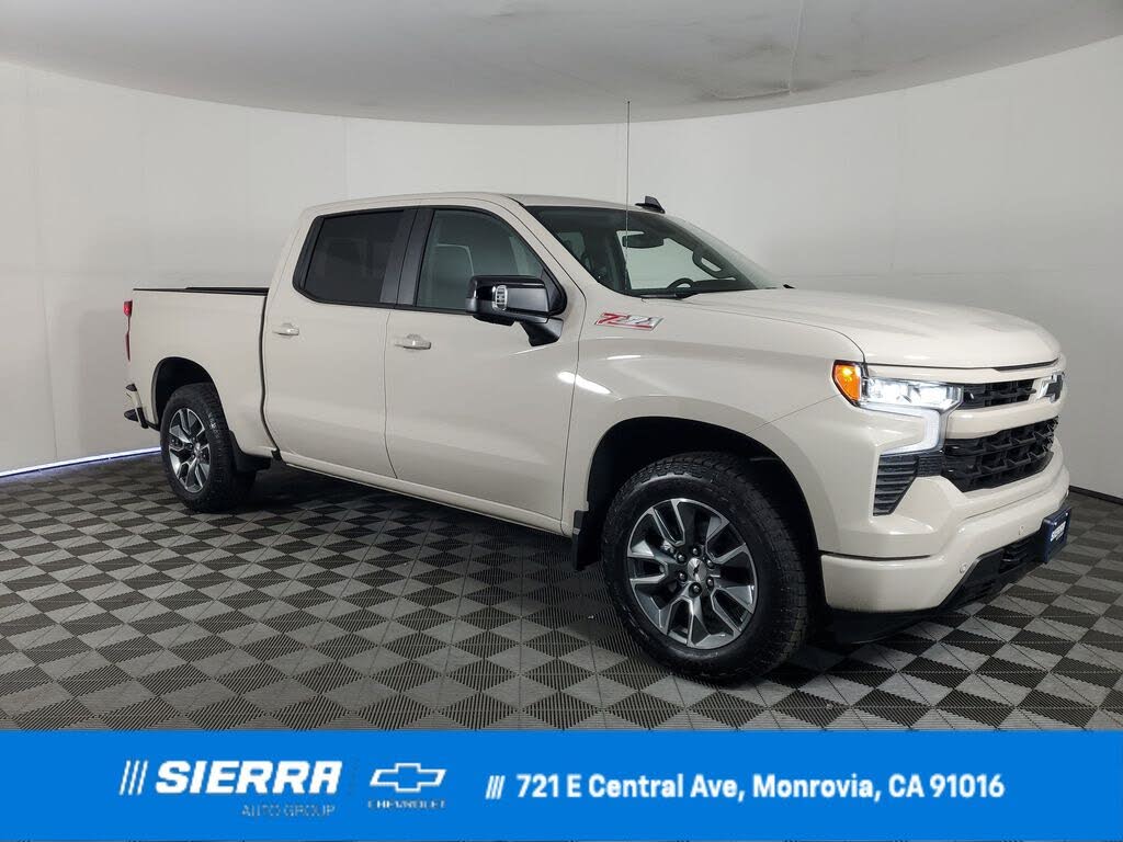 2026 Chevrolet Silverado 1500 RST Crew Cab 4WD