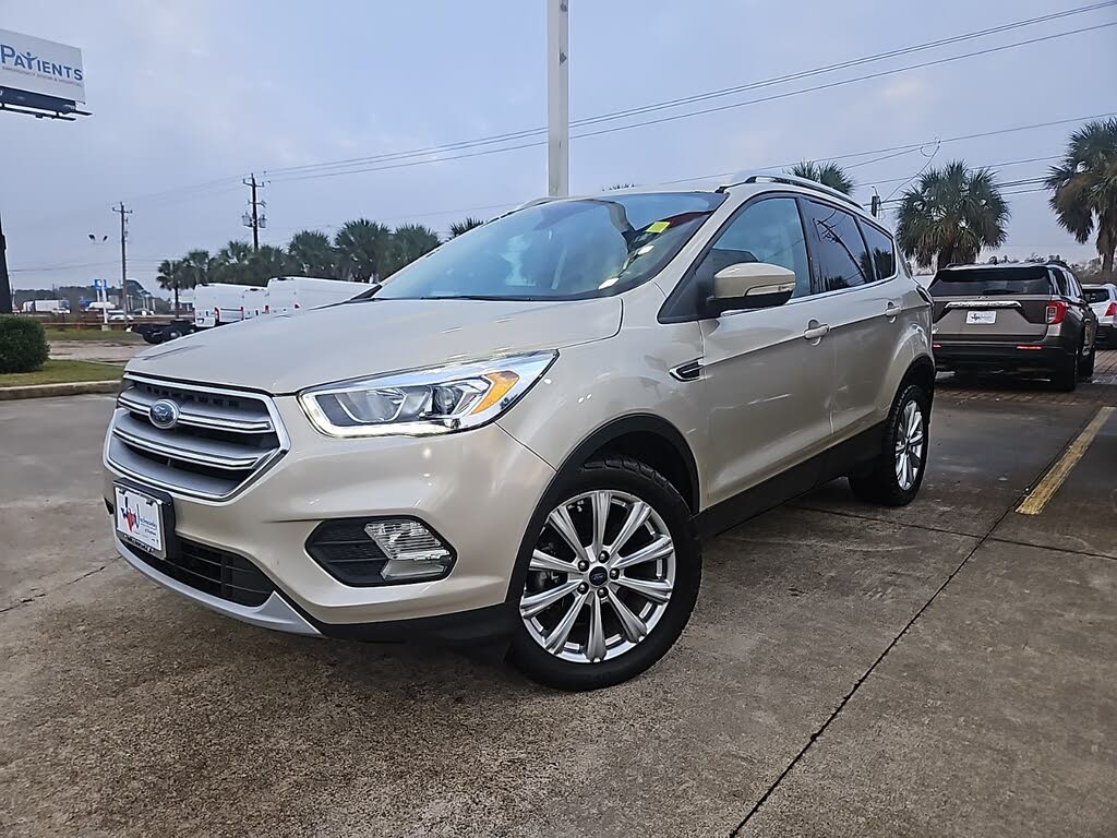 2017 Ford Escape Titanium FWD