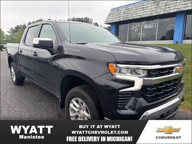 2022 Chevrolet Silverado 1500 LT Crew Cab 4WD