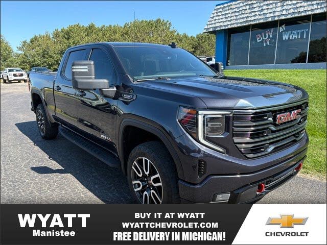2022 GMC Sierra 1500 AT4 Crew Cab 4WD