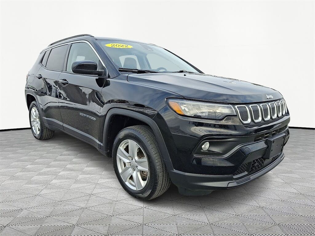 2022 Jeep Compass Latitude 4WD