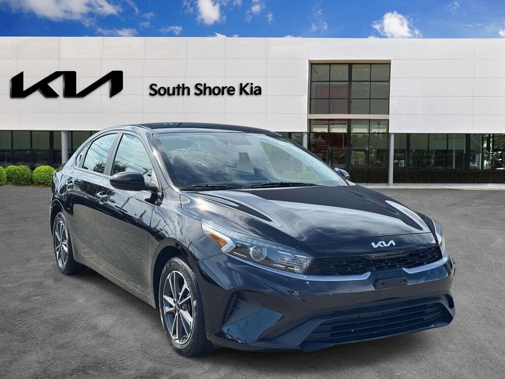 2022 Kia Forte LXS FWD