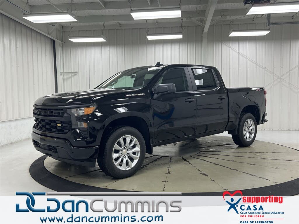 2023 Chevrolet Silverado 1500 Custom Crew Cab 4WD