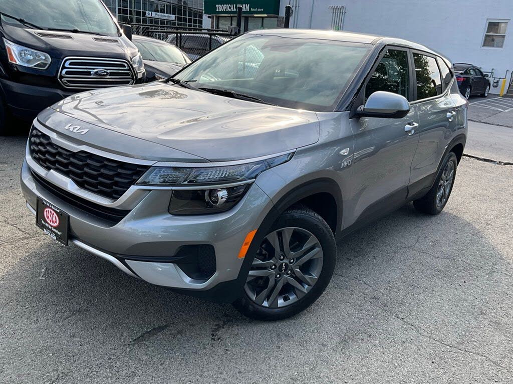 2023 Kia Seltos LX AWD