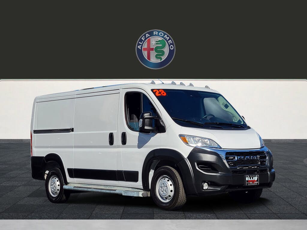 2023 RAM ProMaster 2500 136 Low Roof Cargo Van FWD