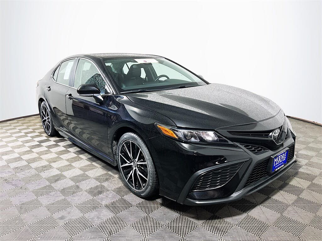 2023 Toyota Camry SE FWD