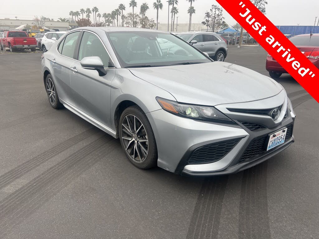 2023 Toyota Camry SE FWD