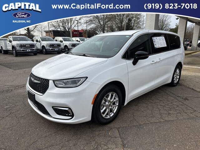2024 Chrysler Pacifica Touring L FWD