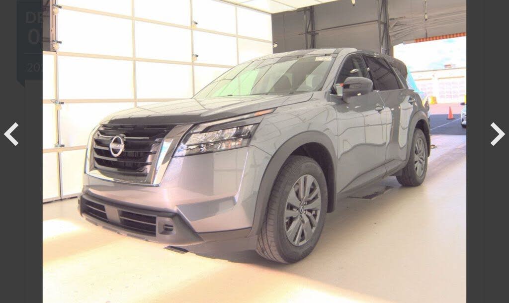 2024 Nissan Pathfinder S 4WD