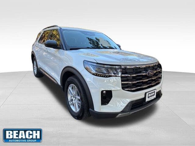 2025 Ford Explorer Active RWD