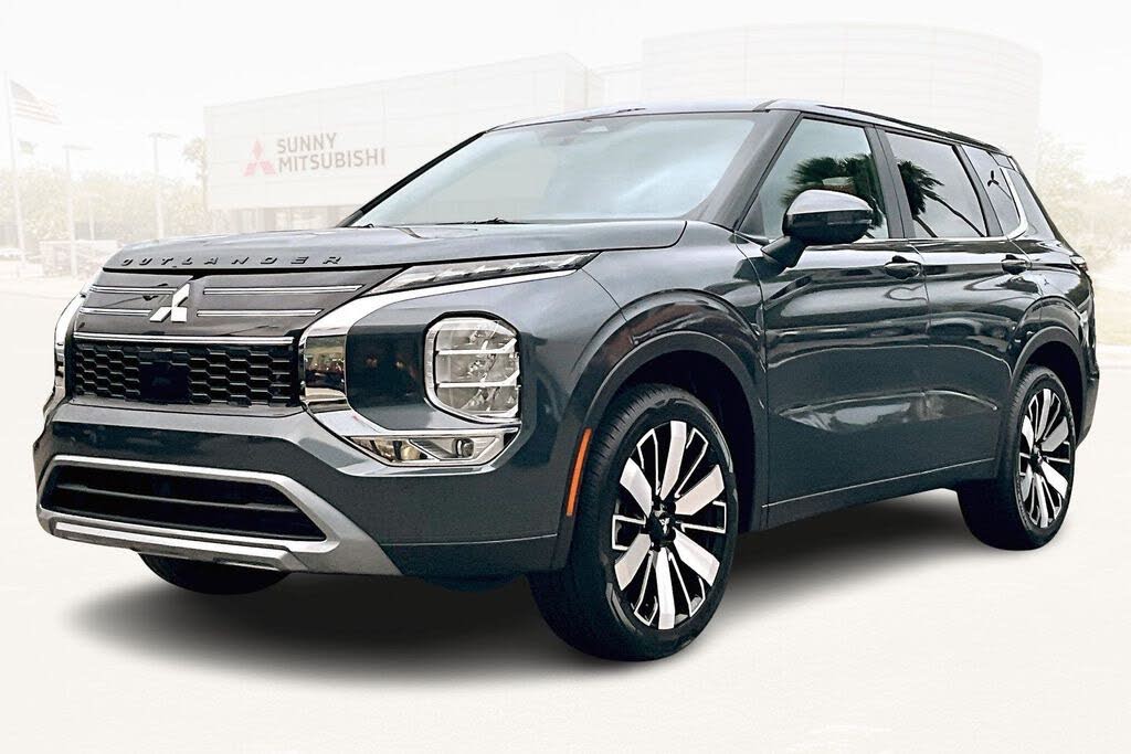 2025 Mitsubishi Outlander SE FWD