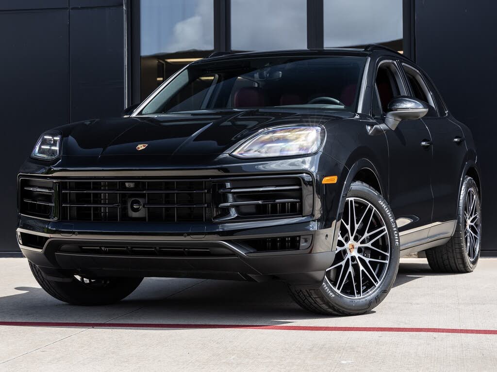 2025 Porsche Cayenne AWD