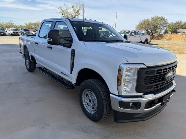 2026 Ford F-250 Super Duty XL Crew Cab 4WD