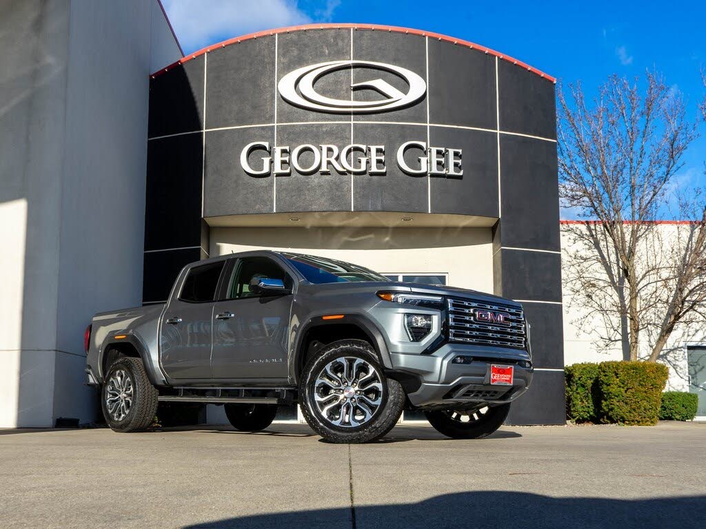 2026 GMC Canyon Denali Crew Cab 4WD