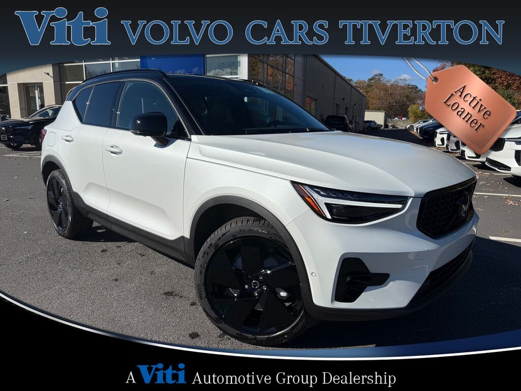 2026 Volvo XC40 B5 Ultra Black Edition AWD