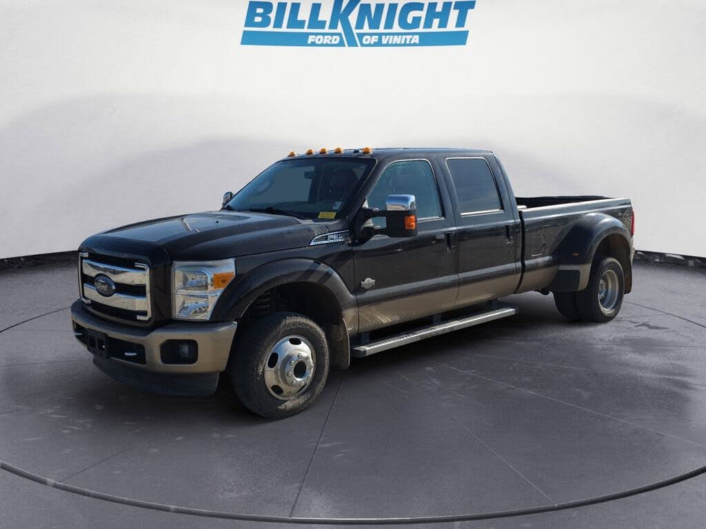 2013 Ford F-350 Super Duty King Ranch Crew Cab LB DRW 4WD