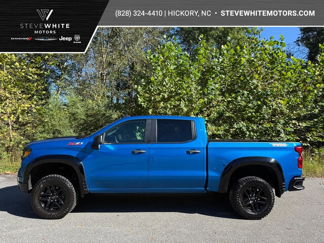 2023 Chevrolet Silverado 1500 Custom Trail Boss Crew Cab 4WD