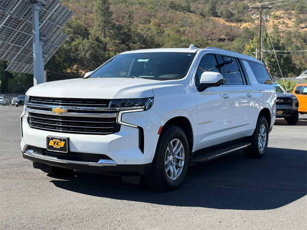2023 Chevrolet Suburban LT 4WD