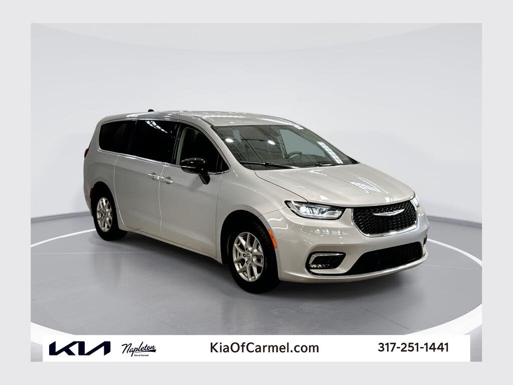 2024 Chrysler Pacifica Touring L FWD