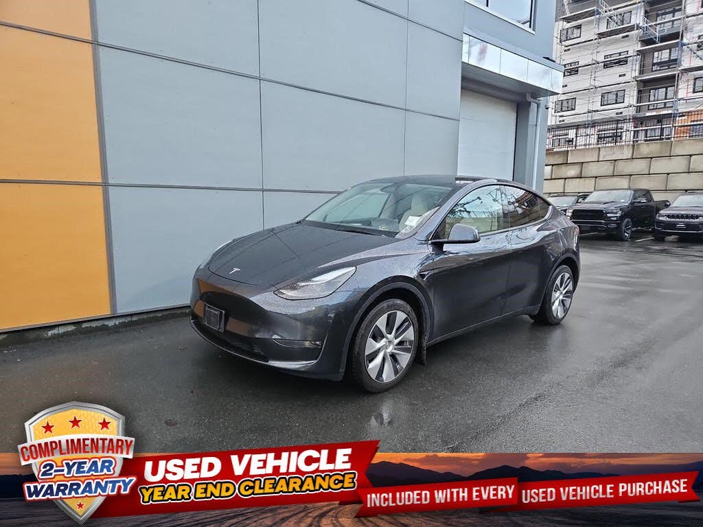 Tesla Model Y Long Range AWD 2024