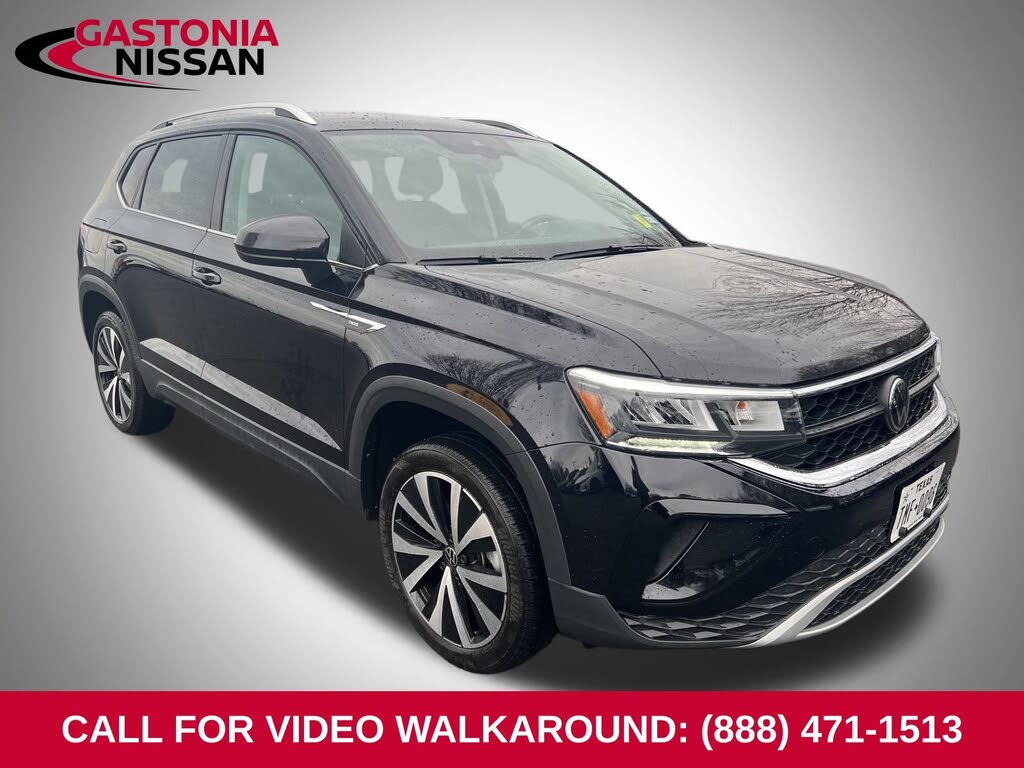 2024 Volkswagen Taos SE FWD