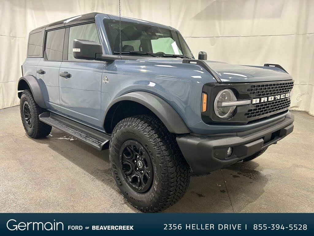 2025 Ford Bronco Outer Banks 4-Door 4WD