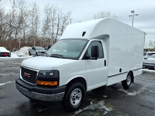 2025 GMC Savana Chassis 3500 139 Cutaway RWD