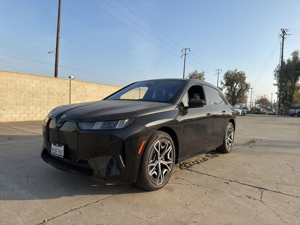 2026 BMW iX xDrive45