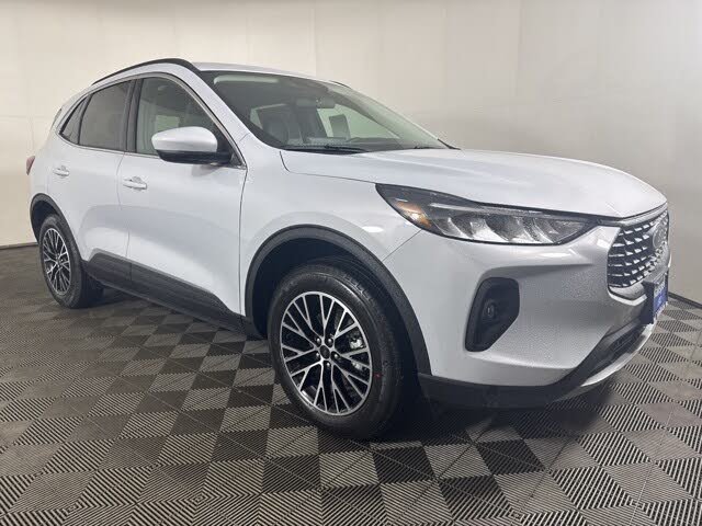 2026 Ford Escape Hybrid Plug-in FWD
