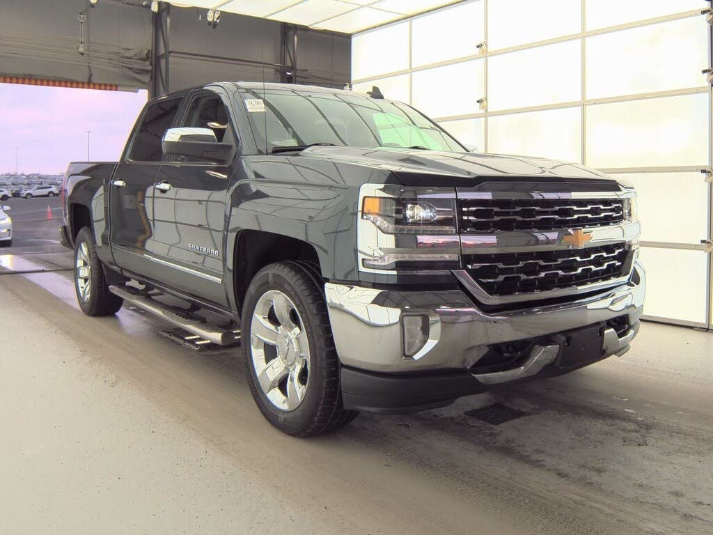 2017 Chevrolet Silverado 1500 LTZ Crew Cab 4WD