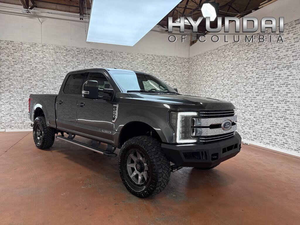 2017 Ford F-250 Super Duty Lariat Crew Cab 4WD