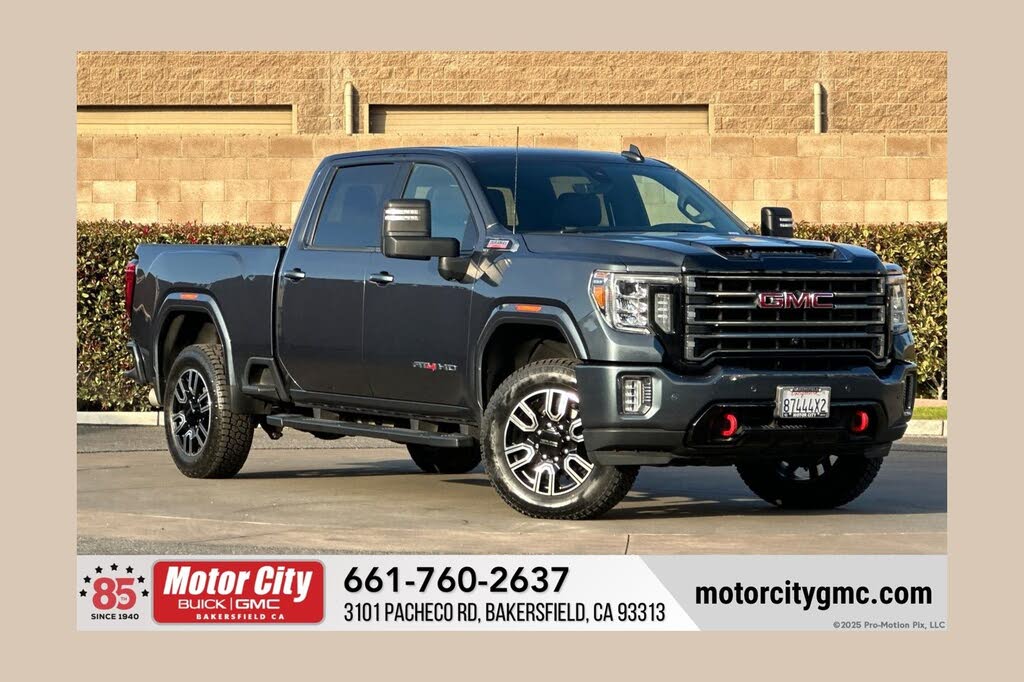 2020 GMC Sierra 2500HD AT4 Crew Cab 4WD
