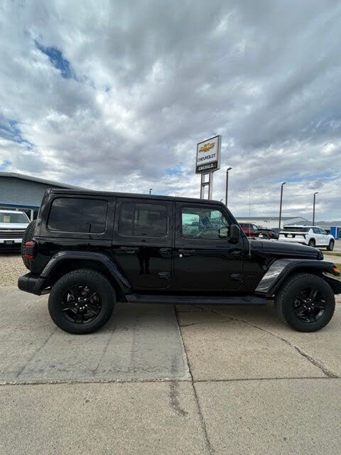 2021 Jeep Wrangler Unlimited Sahara Altitude 4WD