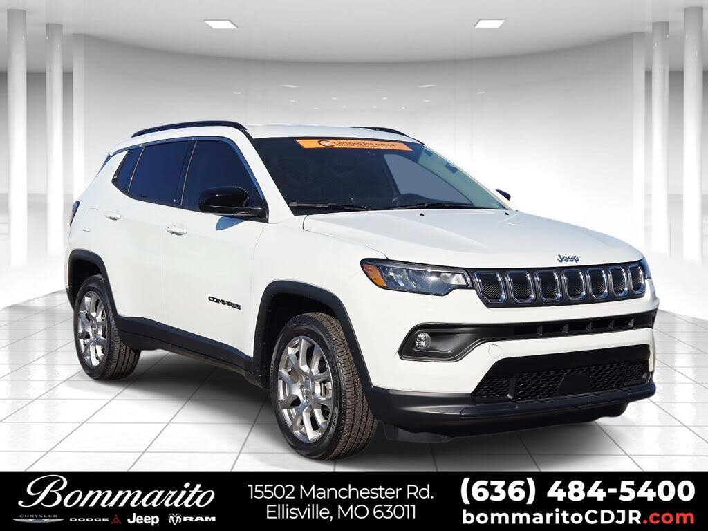 2022 Jeep Compass Latitude Lux 4WD