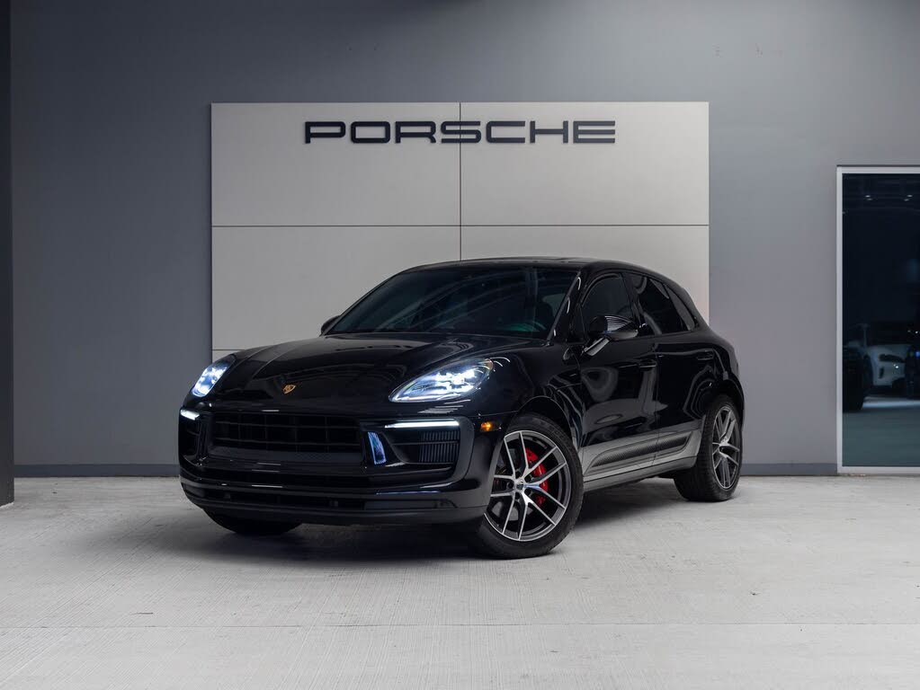 2022 Porsche Macan S AWD