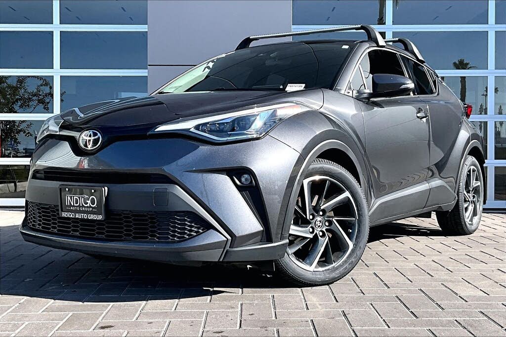 2022 Toyota C-HR XLE FWD