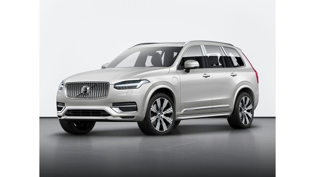 2022 Volvo XC90 T6 Momentum 7-Passenger AWD