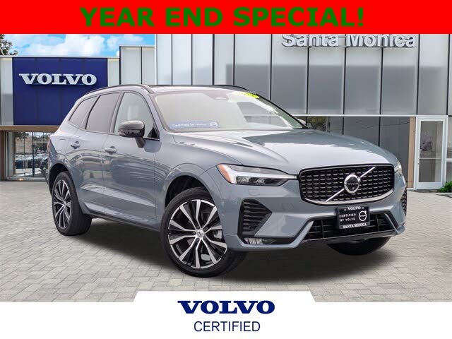 2023 Volvo XC60 B5 Plus Dark Theme FWD