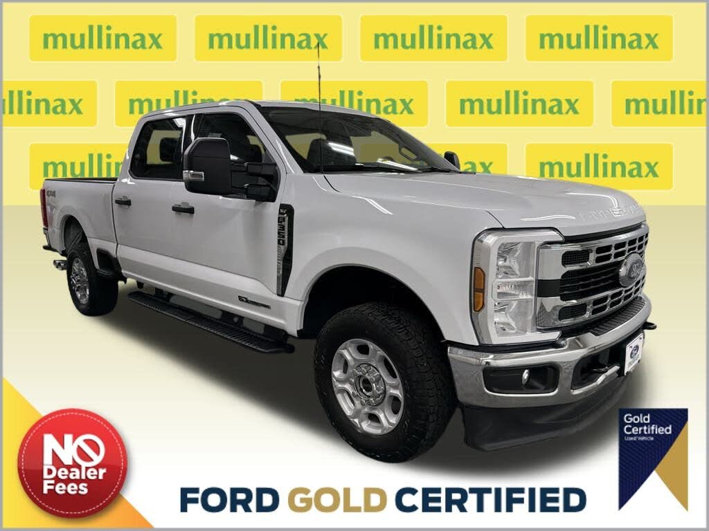 2025 Ford F-350 Super Duty XLT Crew Cab 4WD