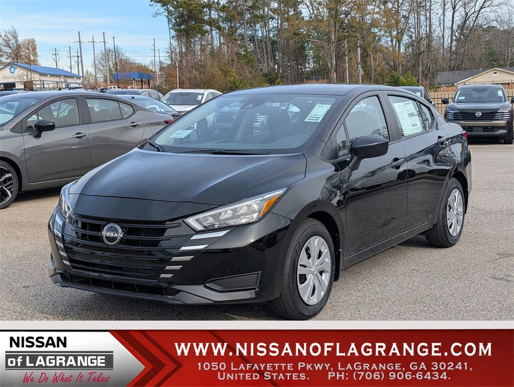 2025 Nissan Versa S FWD