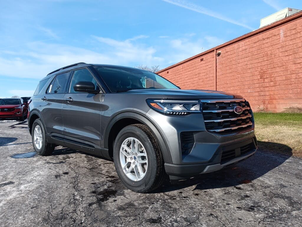 2026 Ford Explorer Active RWD