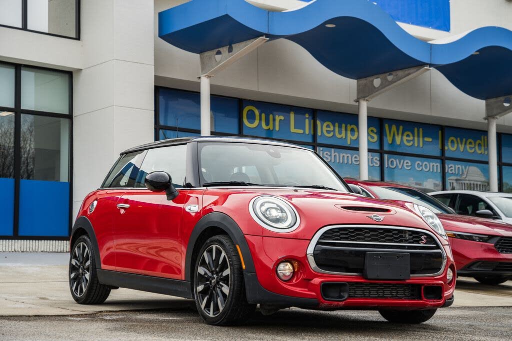 2019 MINI Cooper S 2-Door Hatchback FWD