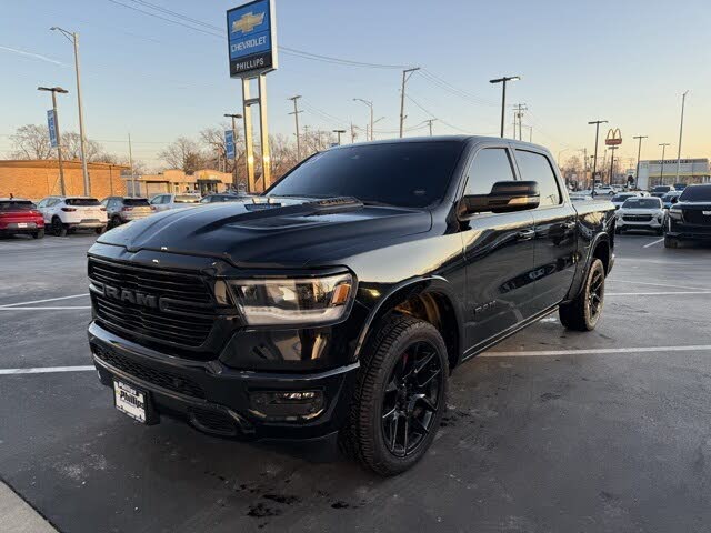 2022 RAM 1500 Laramie Crew Cab 4WD