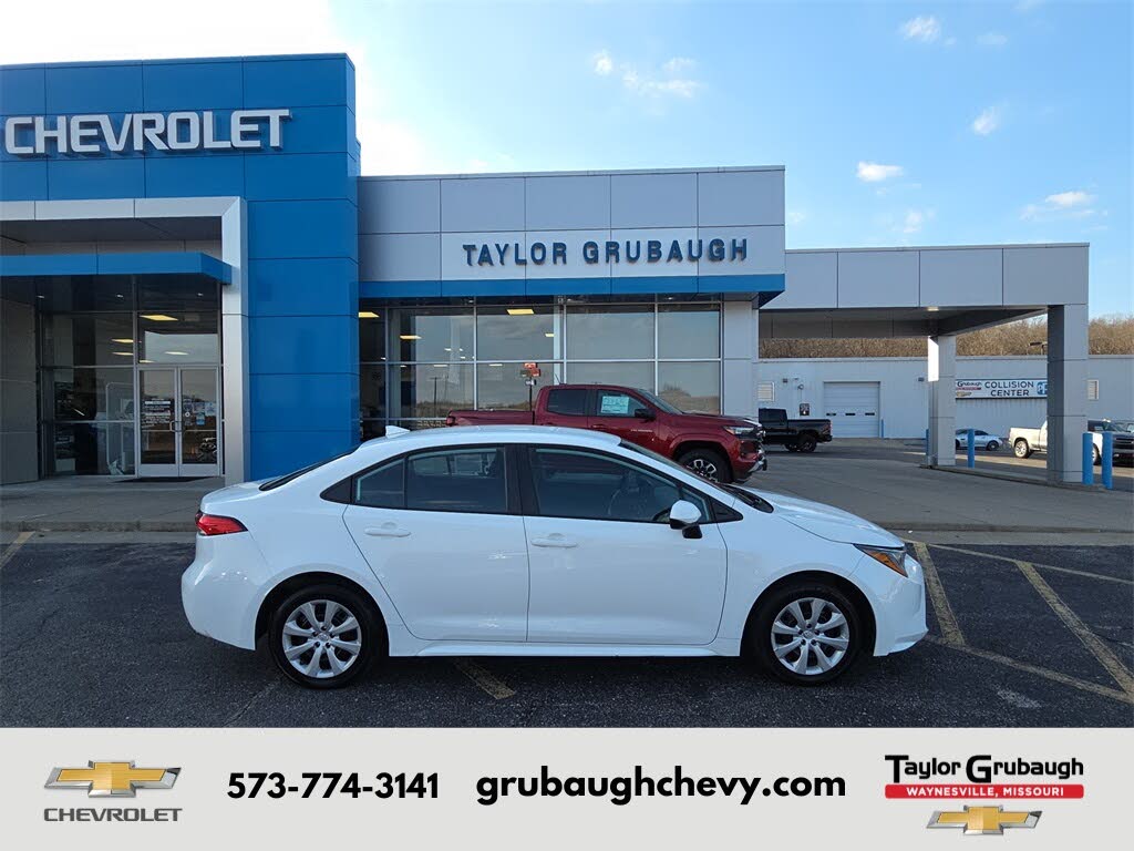 2022 Toyota Corolla LE FWD