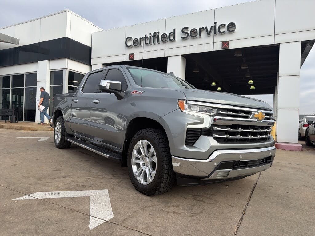 2023 Chevrolet Silverado 1500 LTZ Crew Cab 4WD