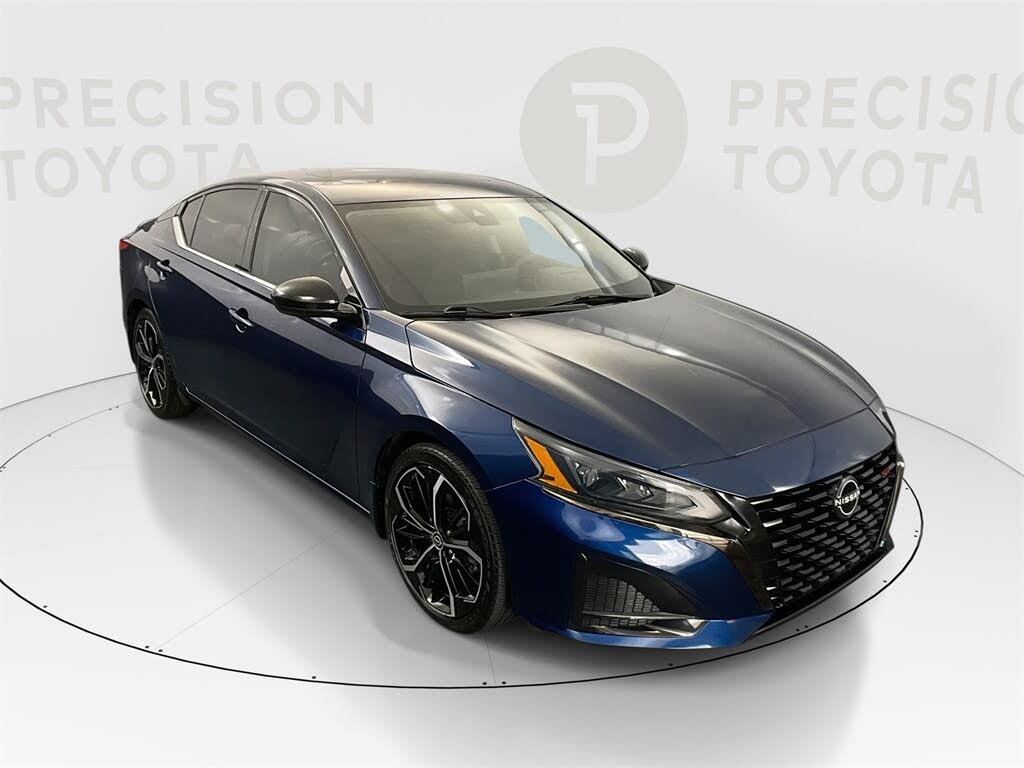 2023 Nissan Altima 2.5 SR FWD