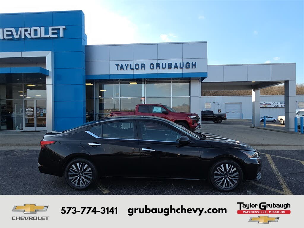 2024 Nissan Altima 2.5 SV FWD